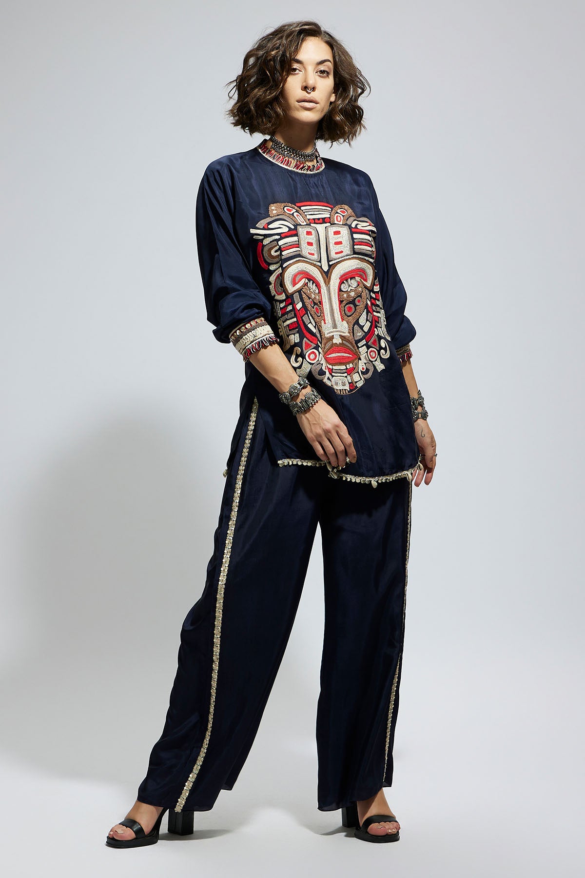 Blue Embellished Mask Threadwork Tunic Set