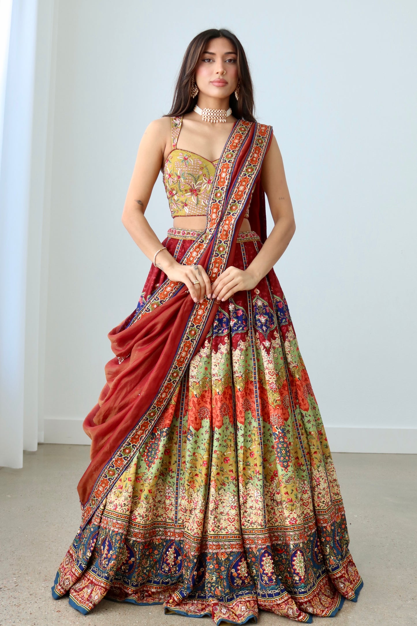 Arha Lehenga