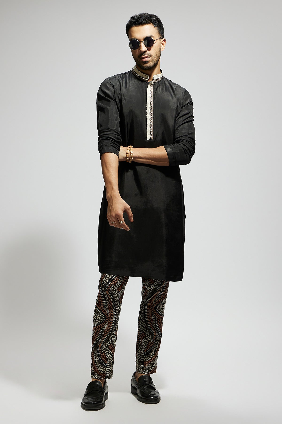 Black Solid Kurta With Zentangle Printed Pants