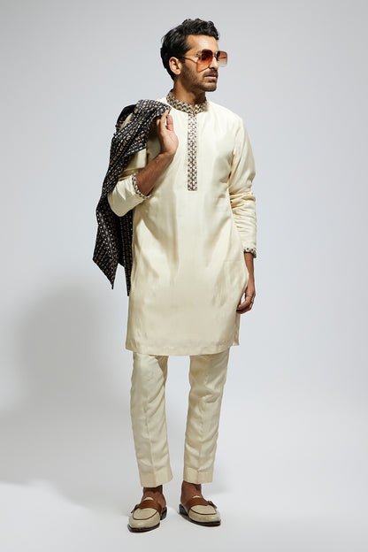 Beige Solid Kurta with Embellished Collar and Kurta Patti