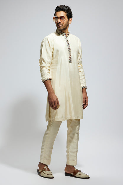 Beige Solid Kurta with Embellished Collar and Kurta Patti