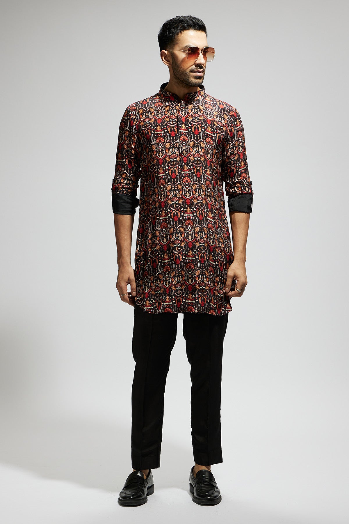 Black Leaf Jaal Print Rolled up Sleeves Kurta