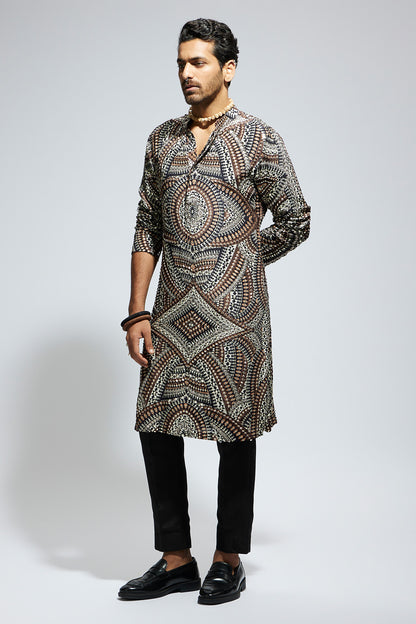 Zentangle Heavily Highlighted Long Kurta with Pants