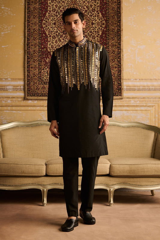 BLACK TRIBEL RUSTIC EMBROIDERED KURTA WITH BLACKPANTS