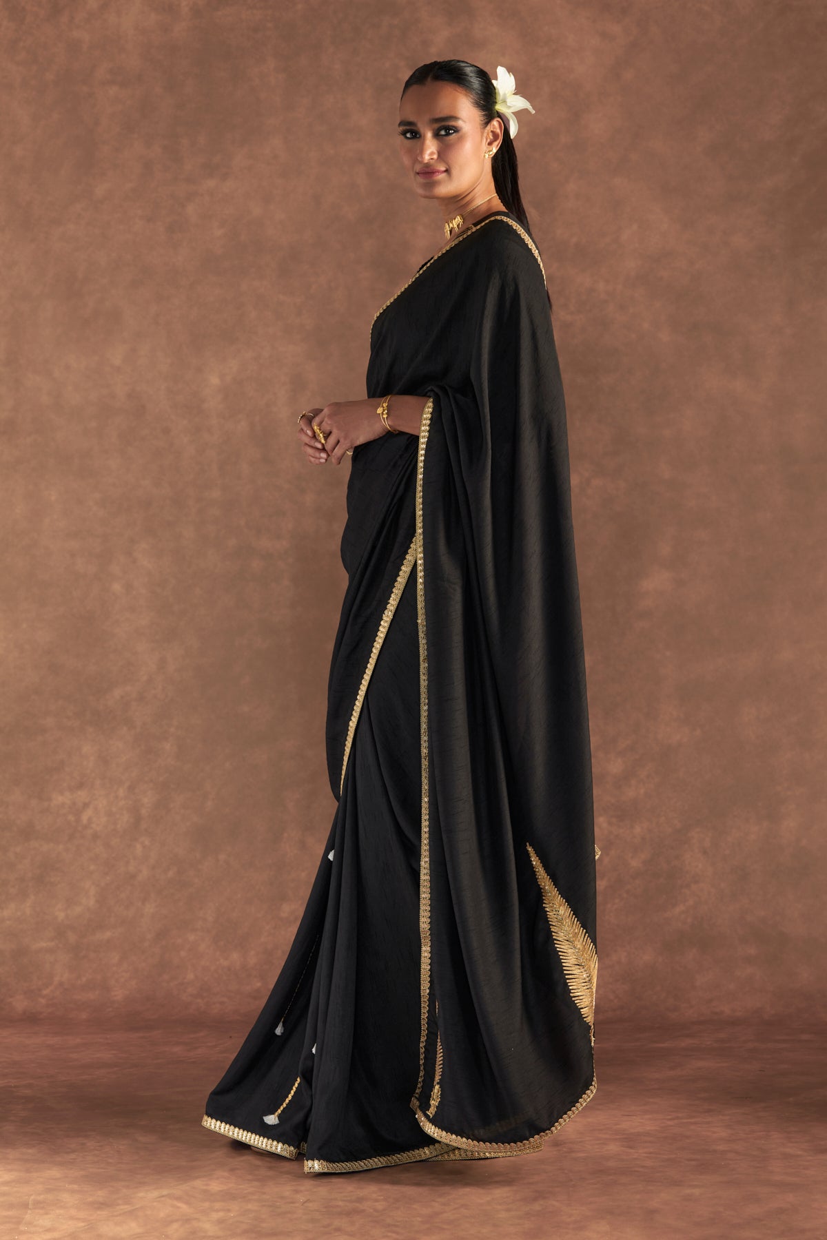 Black 'Paan-Patti' Saree