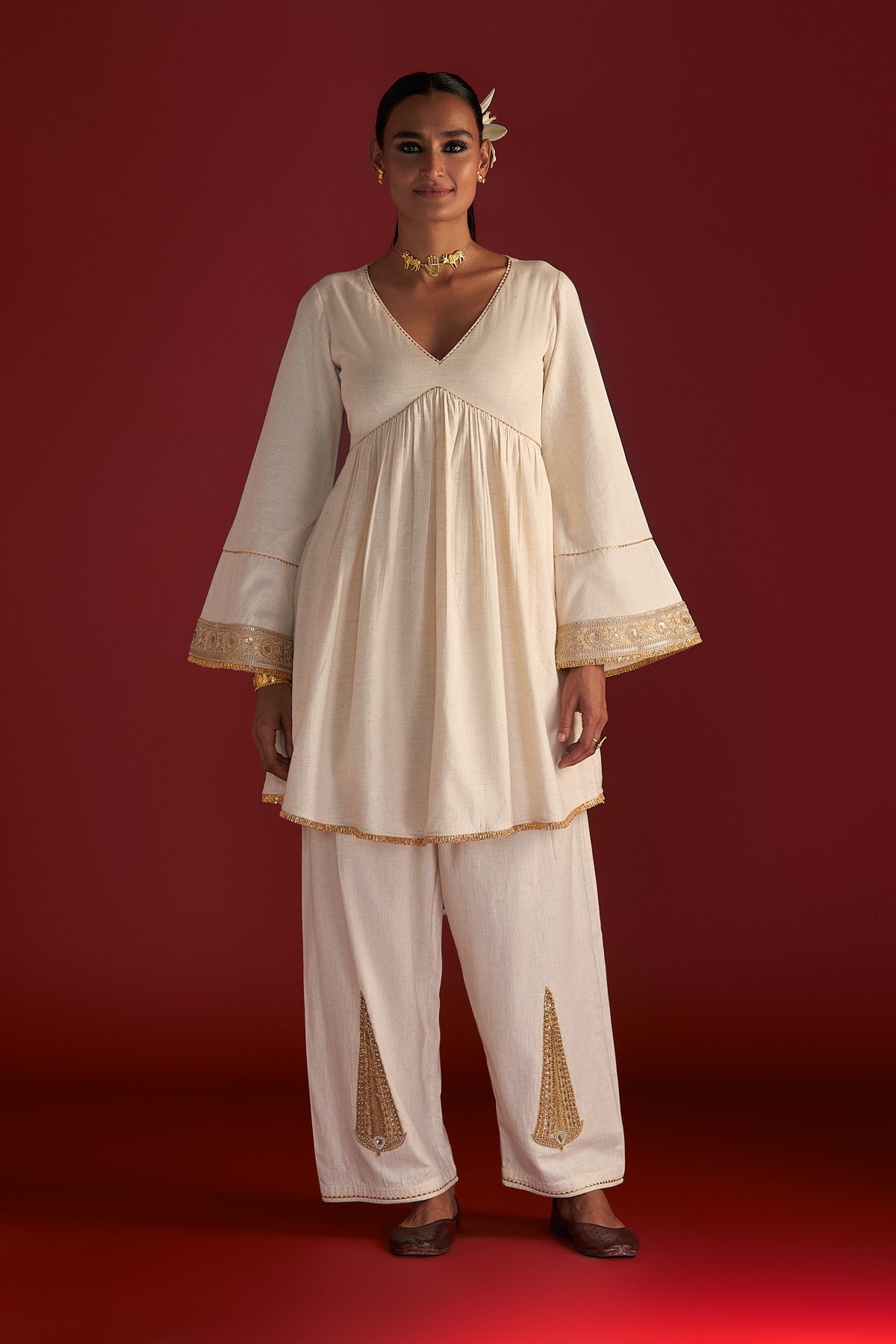 Ivory 'Paan-Patti' Salwar Set