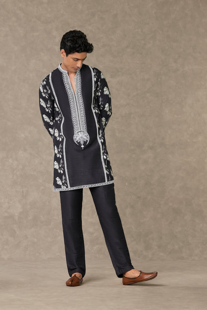 Black Chaand Kurta