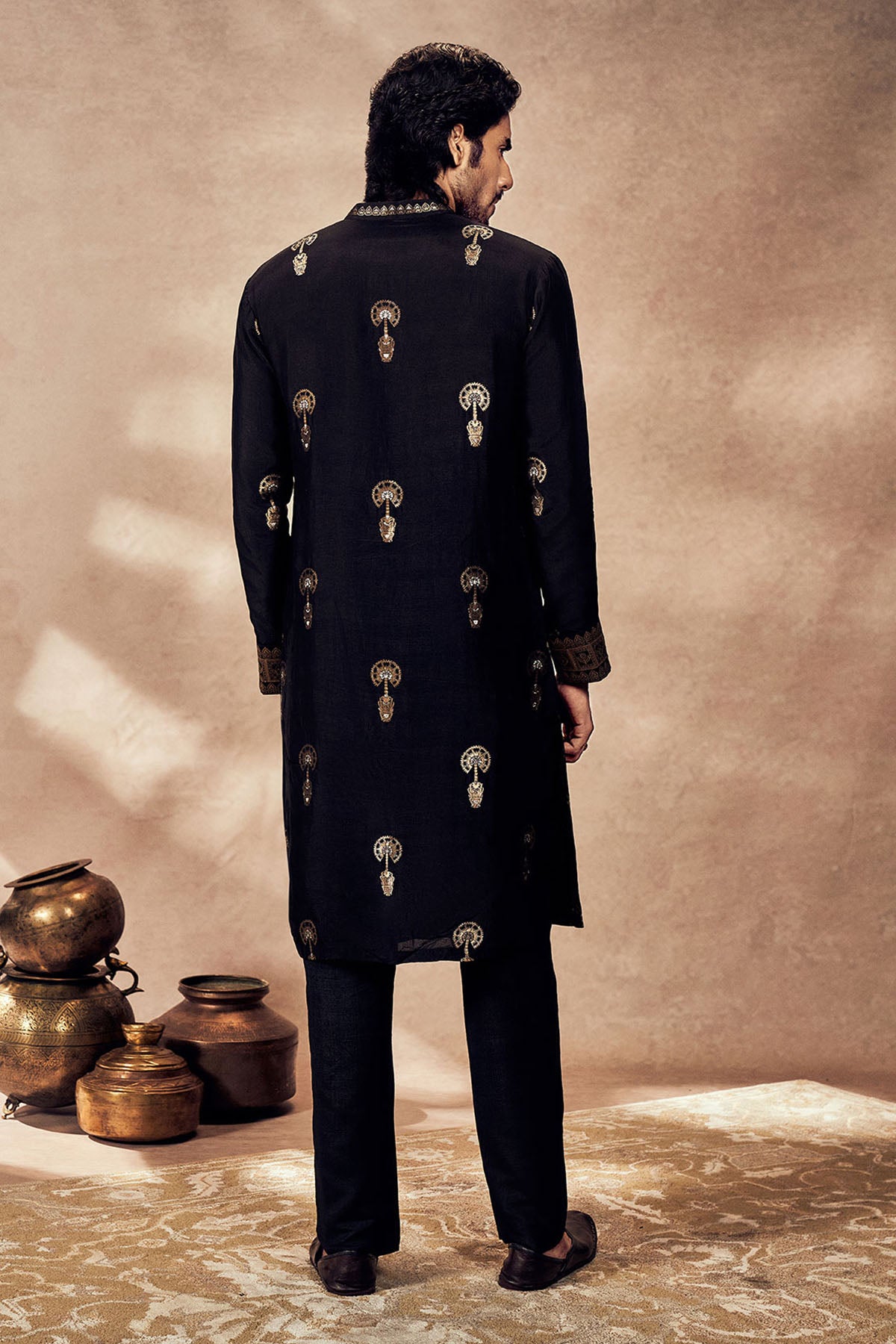 Black Traveller's Palm Jacquard Kurta