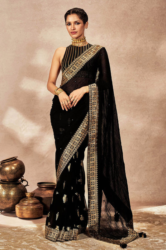 Black Potters Touch Crushed Saree
