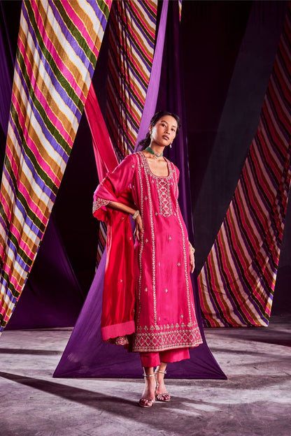 Rani Pink Kurta With Pants & Dupatta